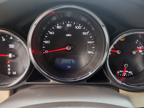 Used 2008 Cadillac CTS 3.6 w/ Wood Trim Package image 6