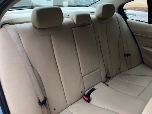 Used 2012 BMW 328i Sedan image 15