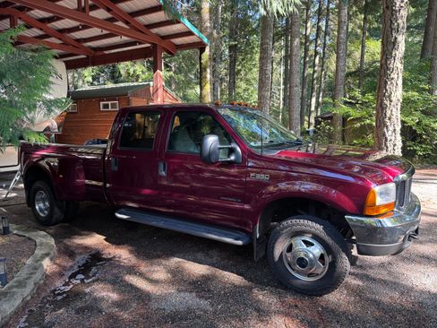 Used 2000 Ford F350 4x4 Crew Cab DRW Super Duty image 2