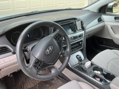 Used 2016 Hyundai Sonata SE