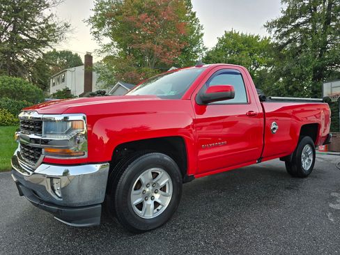 Used 2016 Chevrolet Silverado 1500 LT w/ LT Convenience Package image 2
