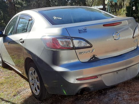 Used 2013 MAZDA MAZDA3 i Sport image 15