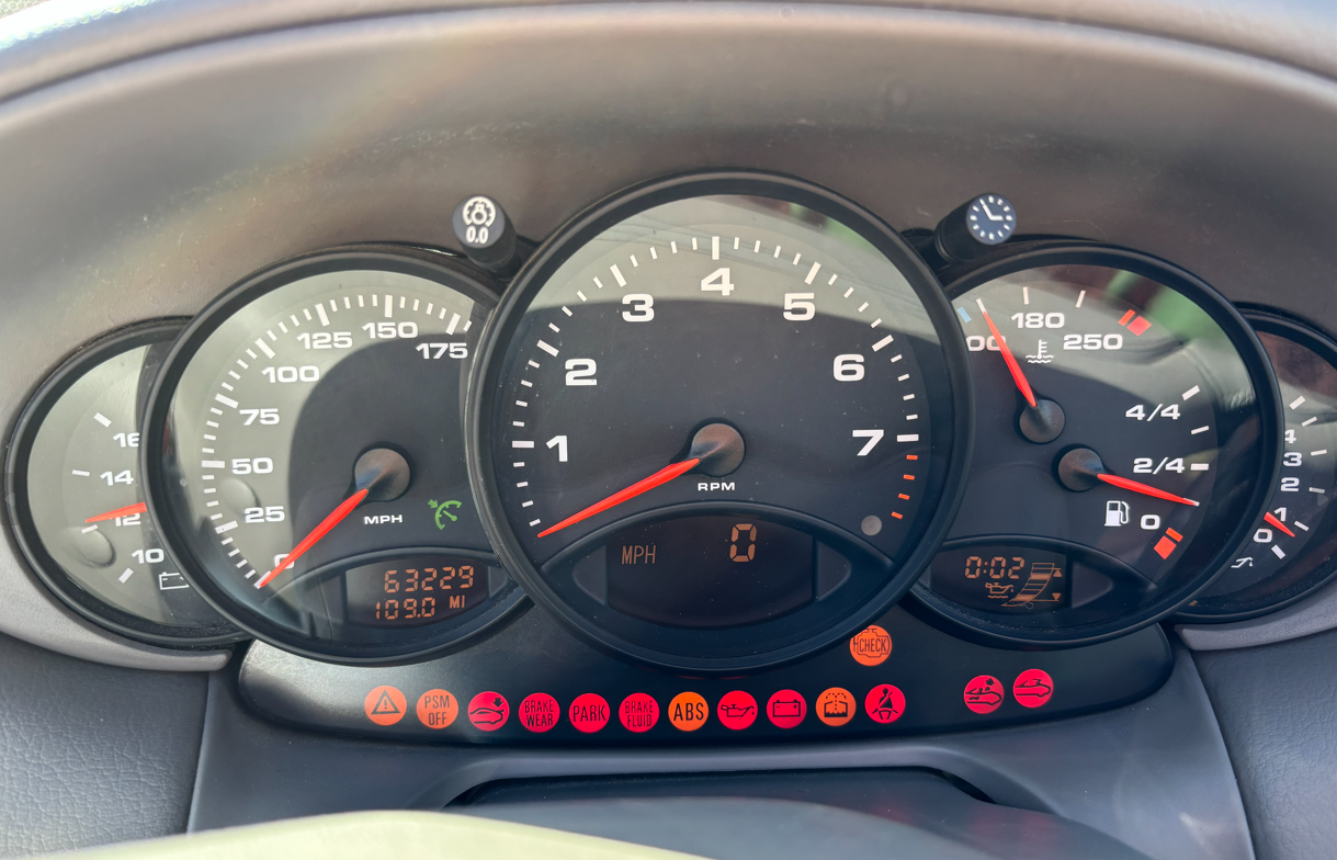Used 2000 Porsche 911 Cabriolet image 6