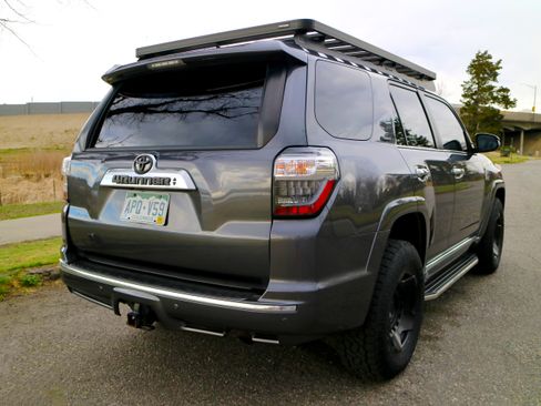 Used 2021 Toyota 4Runner Limited image 6