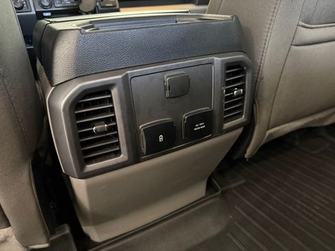 Used 2018 Ford F150 XLT w/ Equipment Group 302A Luxury AWD/4WD image 23