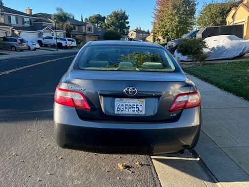 Used 2009 Toyota Camry LE image 4
