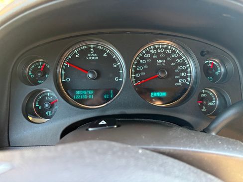 Used 2013 GMC Yukon Denali image 10