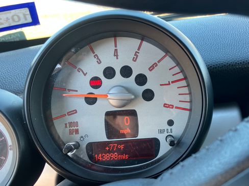 Used 2013 MINI Cooper Roadster Cooper Roadster 2D image 9