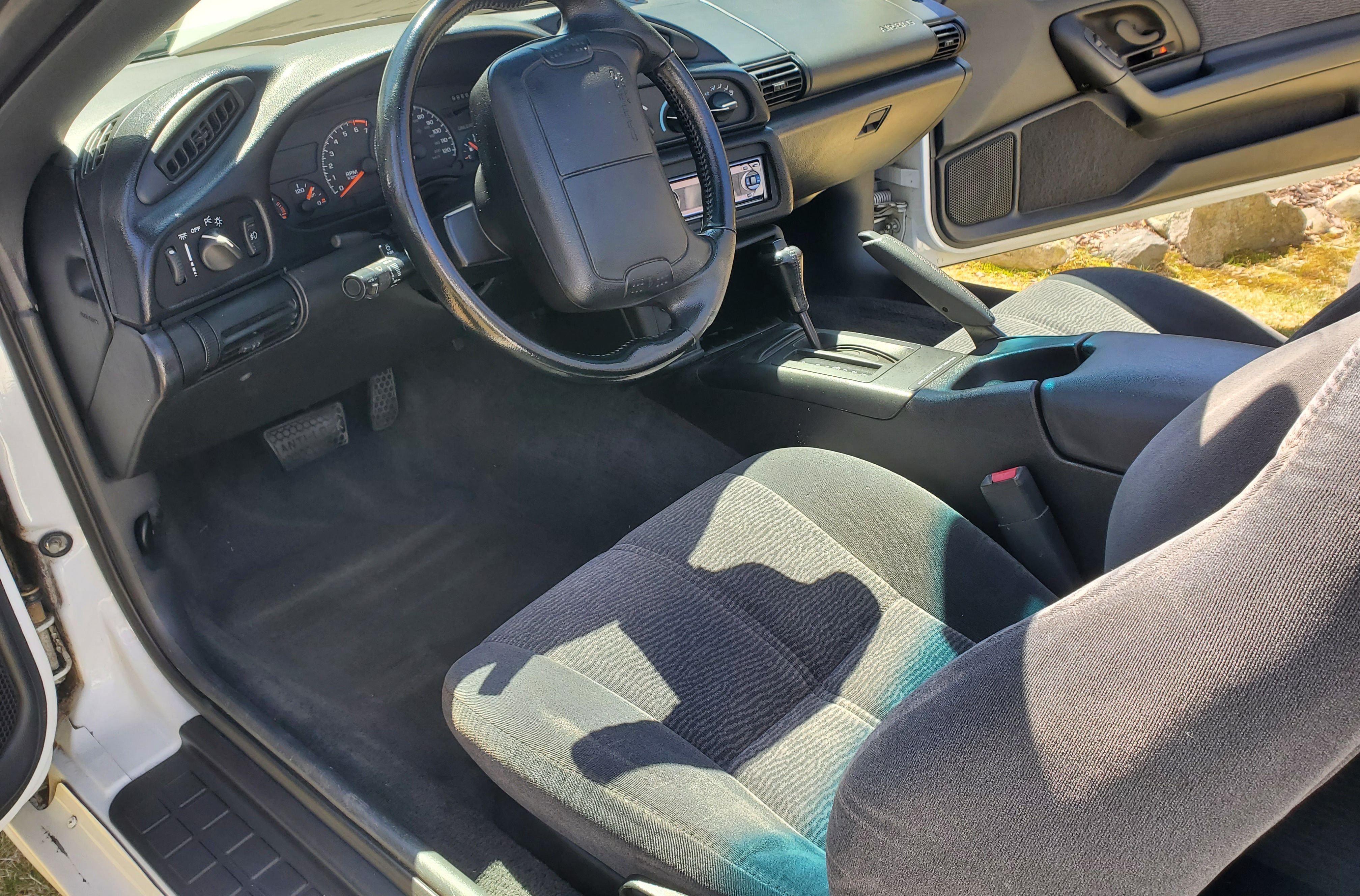 Used 1996 Chevrolet Camaro RS RWD image 12