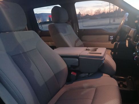 Used 2012 Ford F150 XLT w/ XLT Chrome Pkg image 14