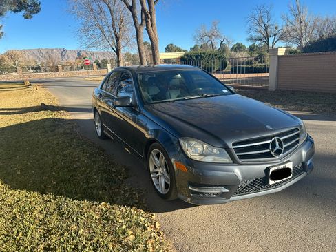 Used 2014 Mercedes-Benz C 250 Sedan image 8