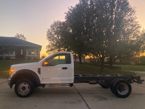 Used 2019 Ford F450 XL w/ XL Value Package image 6