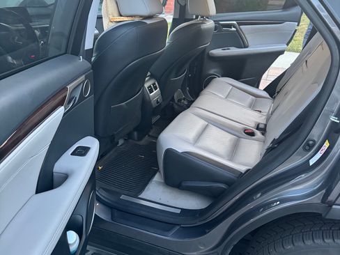 Used 2018 Lexus RX 350 FWD w/ Premium Package image 12
