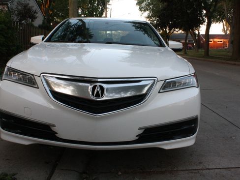 Used 2015 Acura TLX image 8