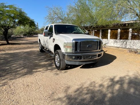Used 2010 Ford F250 Lariat AWD/4WD image 10