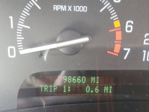 Used 2001 Buick Park Avenue Sedan 4D w/ Prestige Pkg image 2