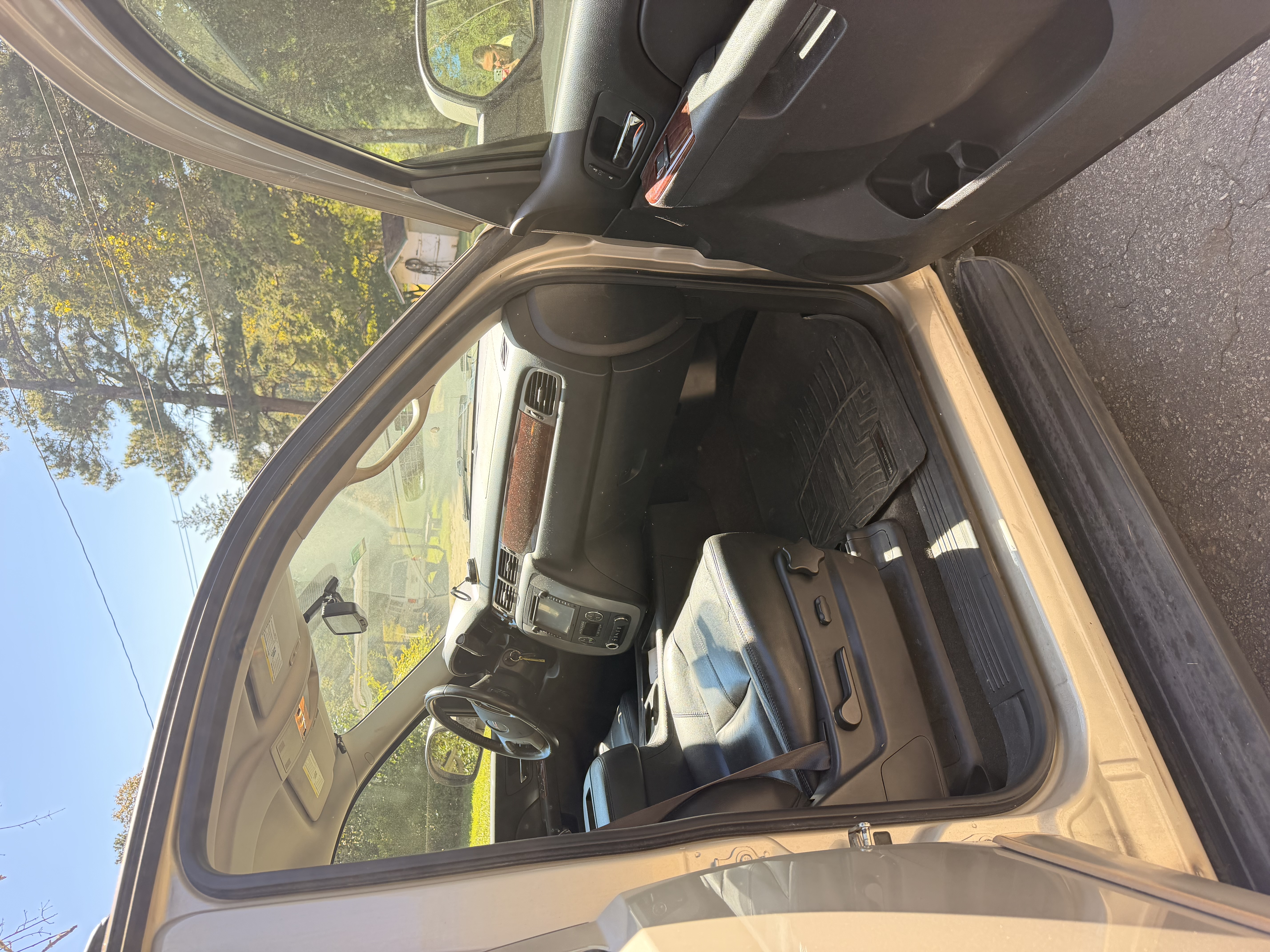 Used 2013 GMC Yukon XL SLT RWD image 18