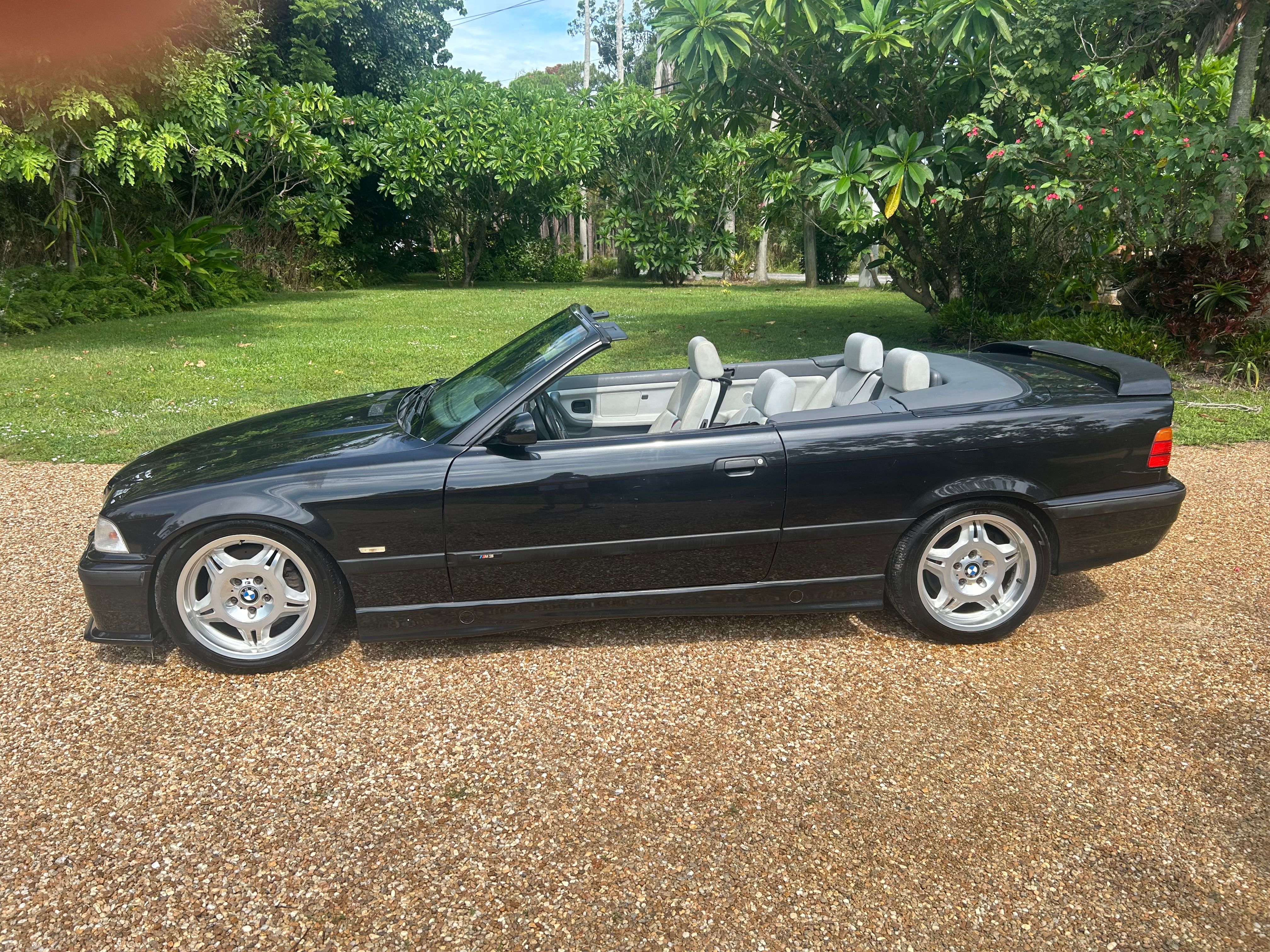 Used 1999 BMW M3 Convertible RWD image 4