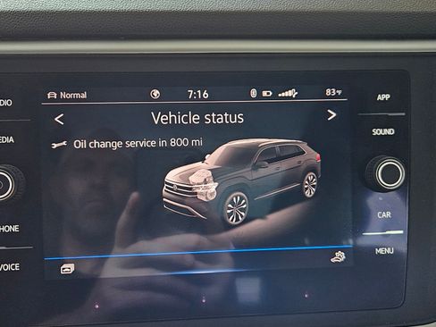 Used 2021 Volkswagen Atlas Cross Sport SE w/ Panoramic Sunroof Package image 29