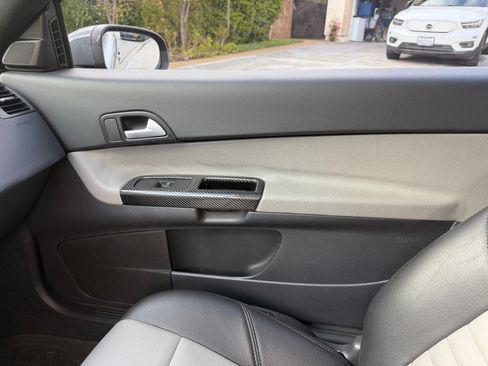 Used 2011 Volvo C30 image 17