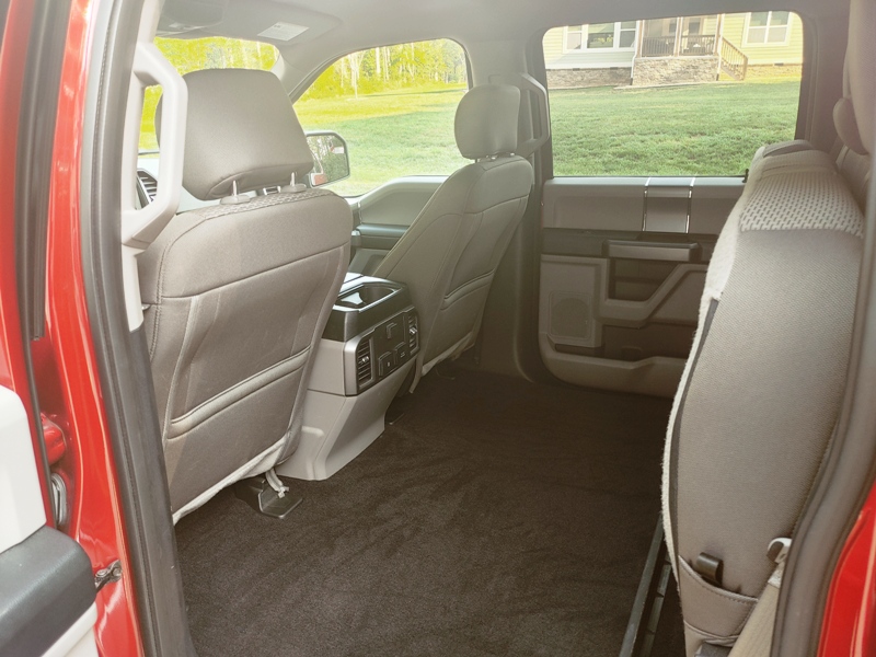 Used 2019 Ford F150 XLT w/ Equipment Group 302A Luxury AWD/4WD image 8