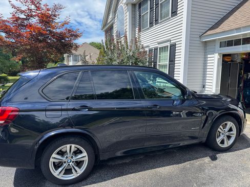 Used 2018 BMW X5 xDrive50i w/ Dynamic Handling Package AWD/4WD image 2