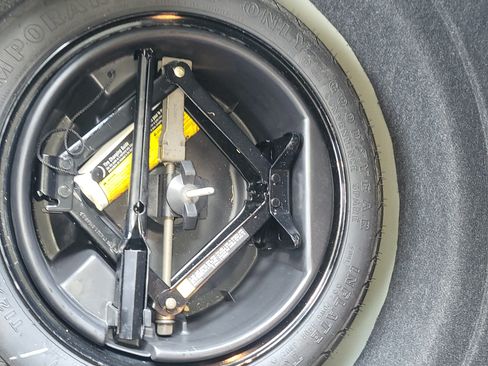 Used 2003 Cadillac CTS 3.2 image 11