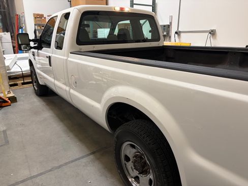Used 2008 Ford F250 XLT RWD image 4