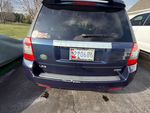 Used 2010 Land Rover LR2 HSE image 6