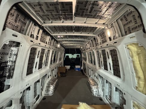 Used 2022 Mercedes-Benz Sprinter 3500 image 13