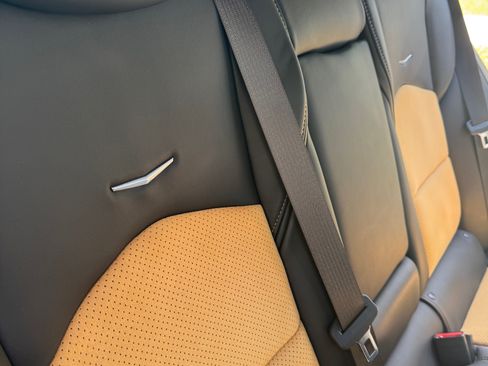 Used 2016 Cadillac CTS V w/ Carbon Fiber Package image 23