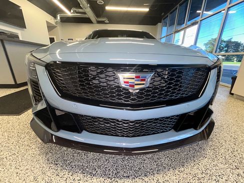 Used 2025 Cadillac CT5 V Blackwing w/ Carbon Fiber 1 Package RWD image 10