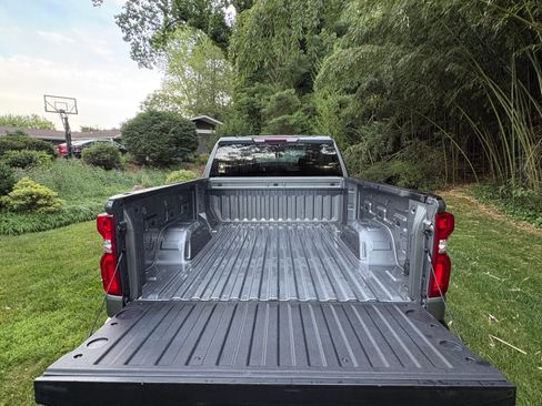 Used 2021 Chevrolet Silverado 1500 Custom w/ LPO, Dark Essentials Package AWD/4WD image 20