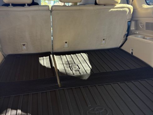 Used 2018 Toyota Highlander Limited Platinum image 20