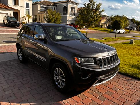 Used 2015 Jeep Grand Cherokee Limited AWD/4WD image 2
