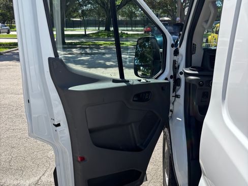 Used 2023 Ford Transit 250 148 High Roof Extended w/ Load Area Protection Package RWD image 19