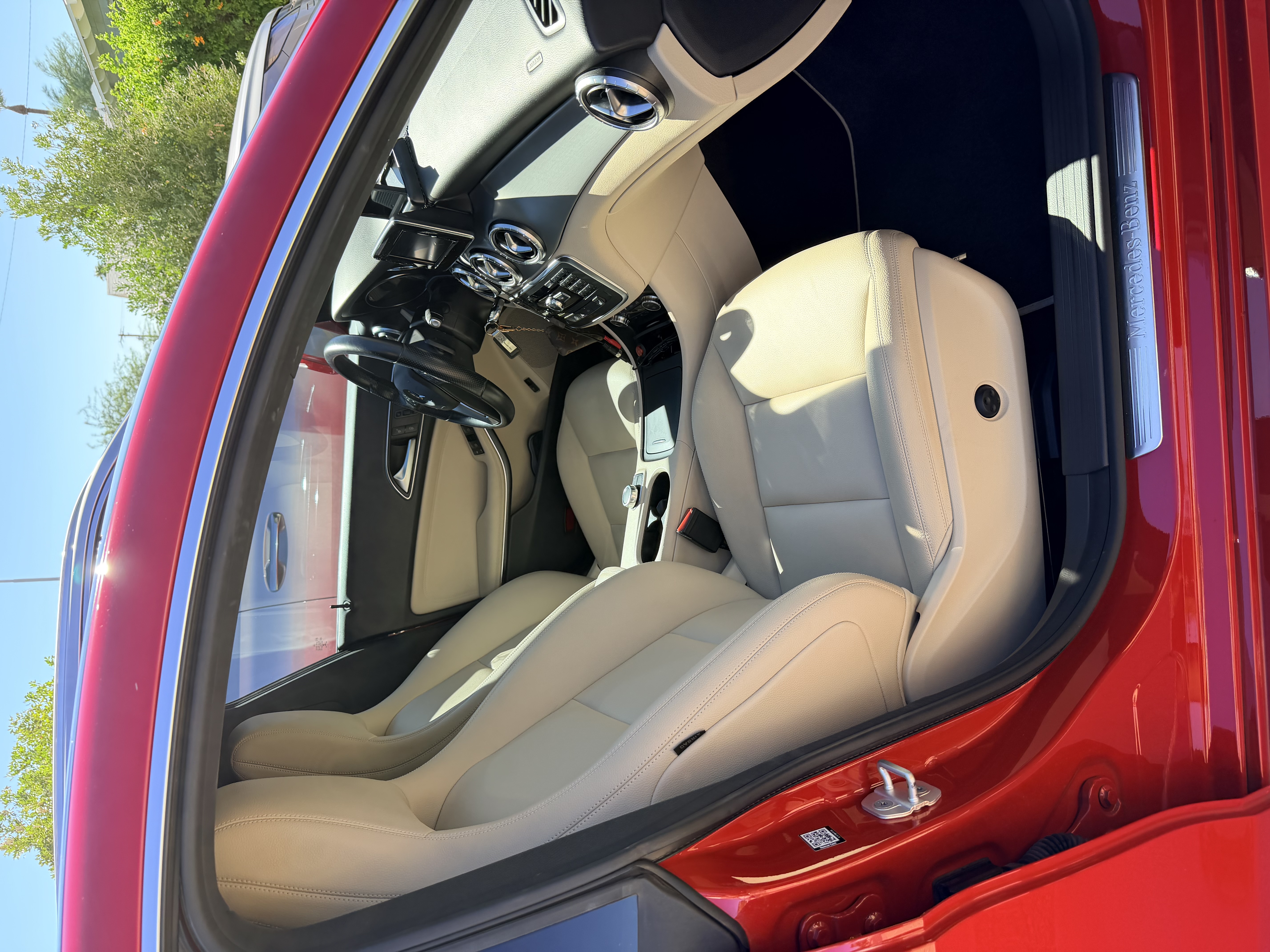 Used 2014 Mercedes-Benz CLA 250 image 16