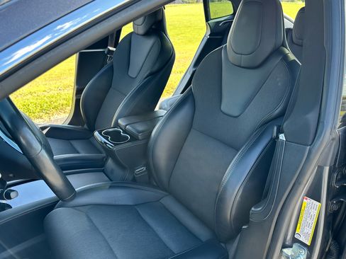 Used 2018 Tesla Model S 75D image 23