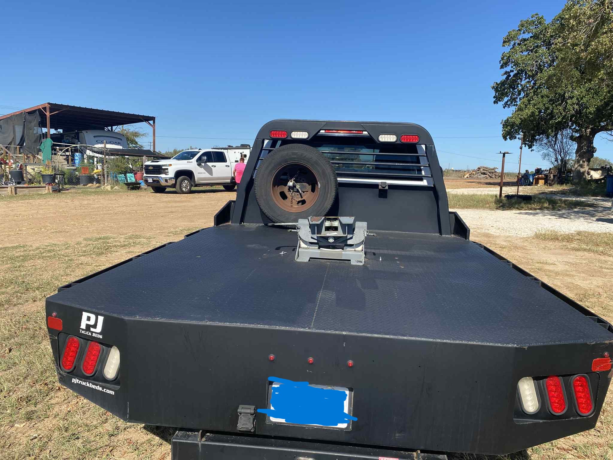 Used 2015 RAM 3500 Tradesman RWD image 16