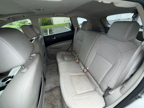 Used 2013 Nissan Rogue SL AWD/4WD image 5