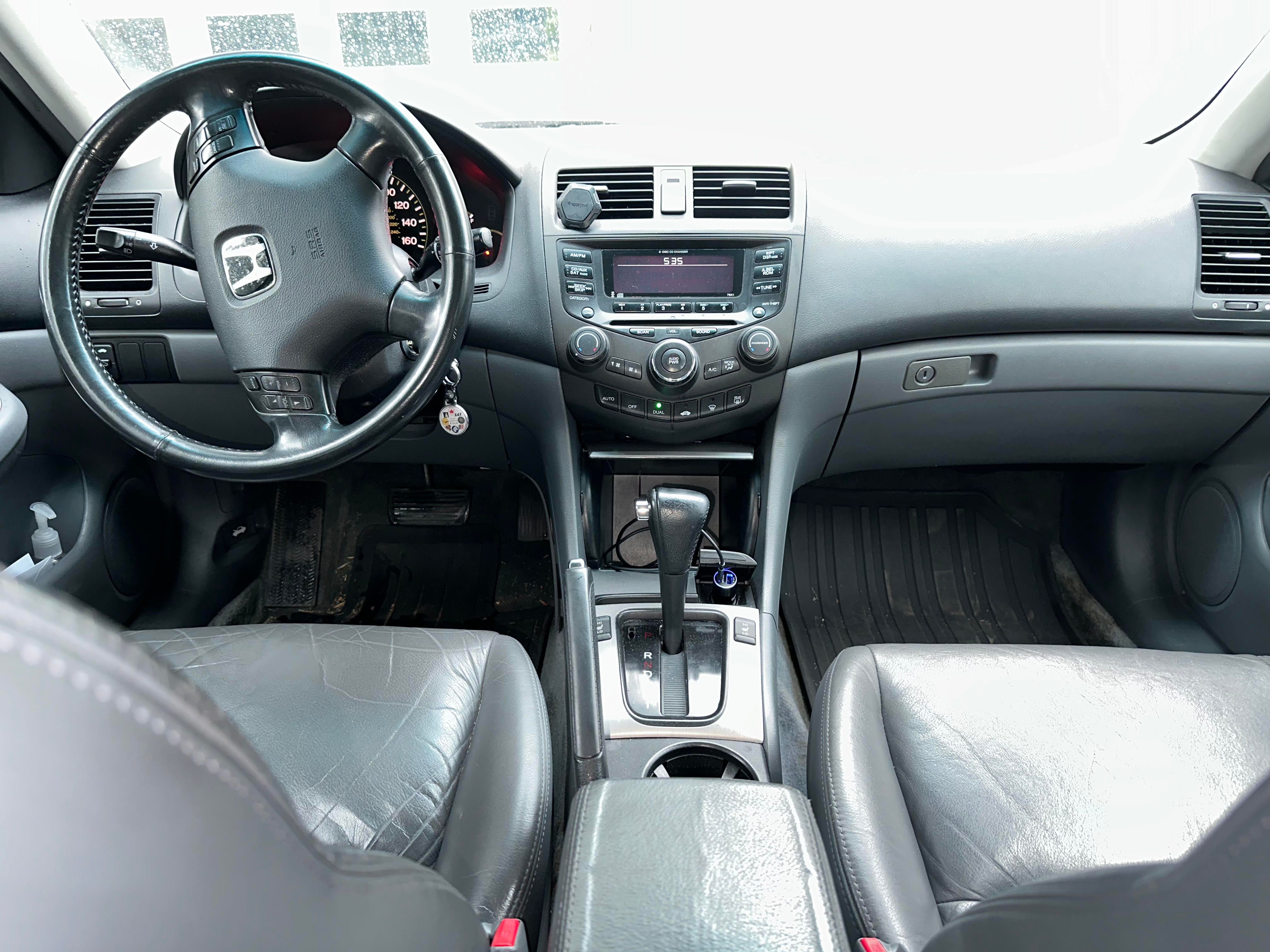 Used 2004 Honda Accord EX image 8