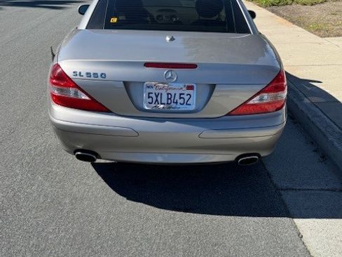 Used 2007 Mercedes-Benz SL 550 image 8