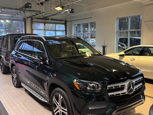 Used 2020 Mercedes-Benz GLS 450 4MATIC image 2