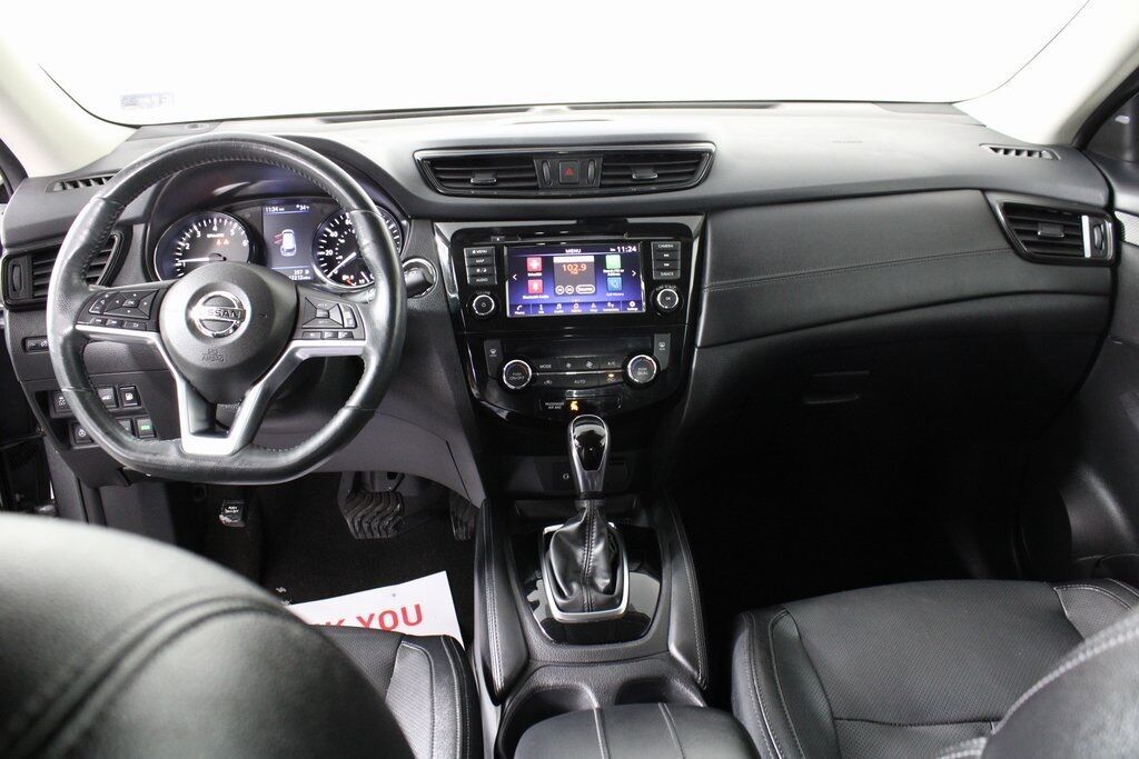 Used 2018 Nissan Rogue SL w/ Premium Package AWD/4WD image 6