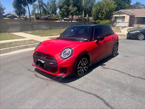 Used 2025 MINI Cooper S FWD image 1