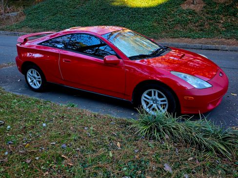 Used 2001 Toyota Celica GT image 4