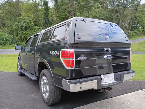 Used 2013 Ford F150 Lariat w/ Luxury Equipment Group image 4