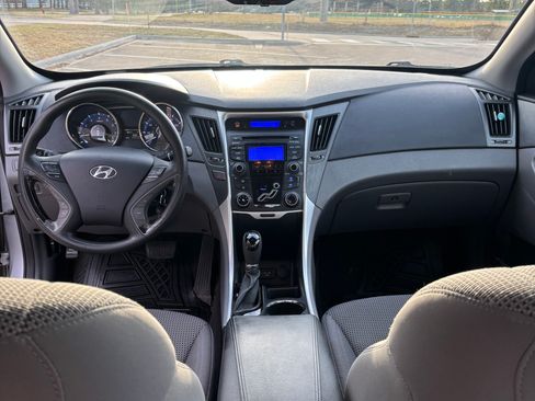 Used 2012 Hyundai Sonata GLS image 14
