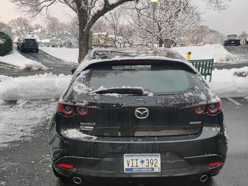 Used 2019 MAZDA MAZDA3 Hatchback image 10