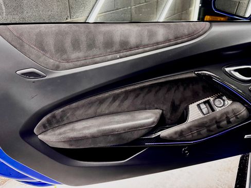 Used 2018 Chevrolet Camaro ZL1 image 13